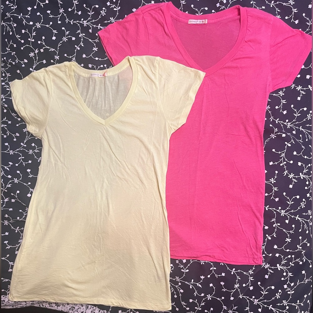 2 Alternative women’s v-neck tops
